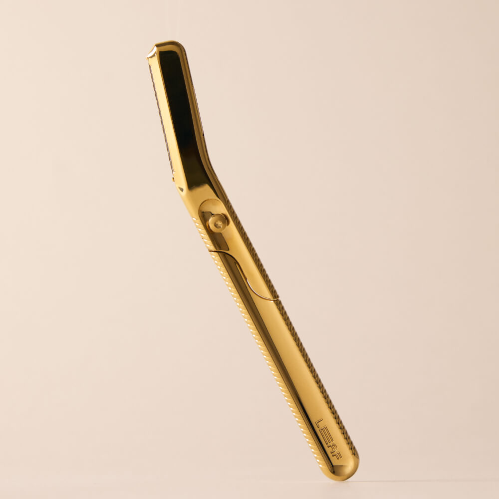 The gold dermaplaner