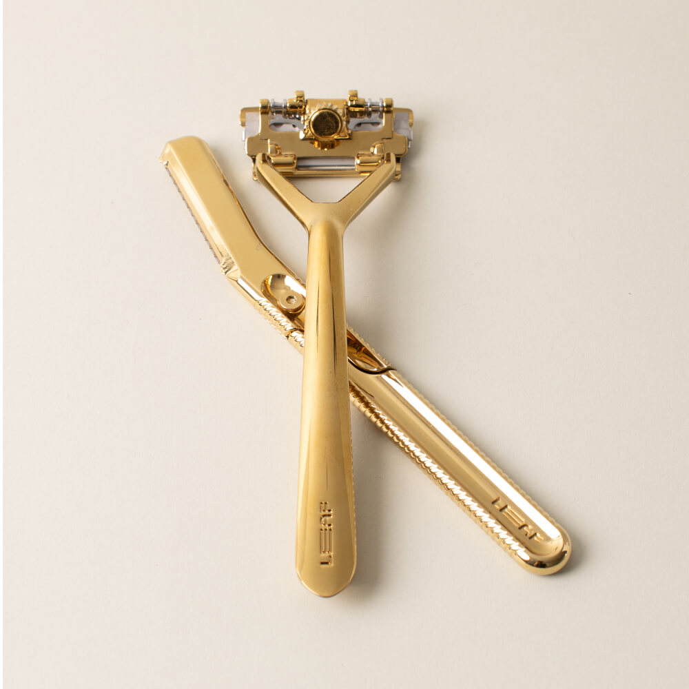 The gold face and body set with the Leaf razor and dermaplaner